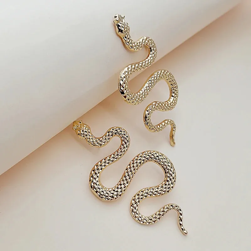 Neo-Gothic Snake Drop Earrings – Animal-Inspired Zinc Alloy Fashion Jewelry for Women